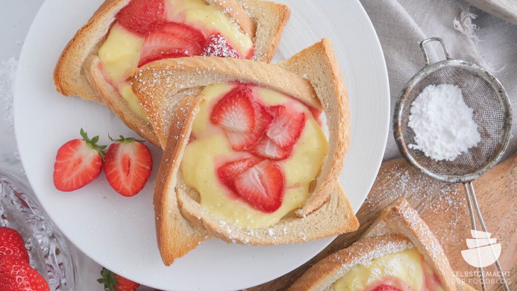 Twisted Toast mit Vanillepudding und Erdbeeren